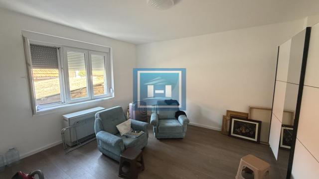 Kuća, Trosoban, Prodaja, 108m2, Centar, Gradska lokacija, Jagodina