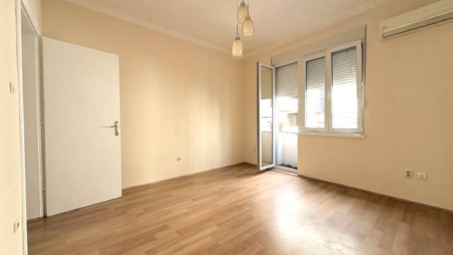 Stan, Dvoiposoban, Izdavanje, 60m2, Primorska