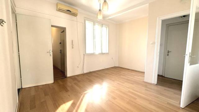 Stan, Dvoiposoban, Izdavanje, 60m2, Primorska