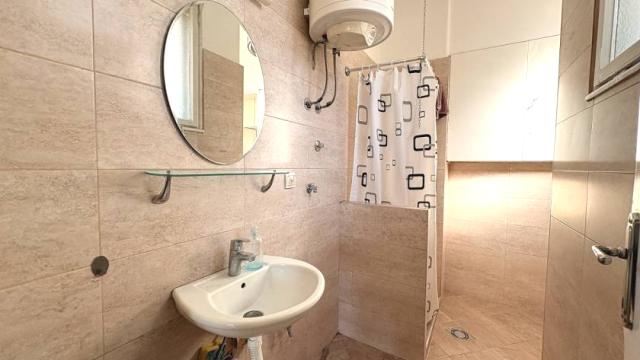 Stan, Dvoiposoban, Izdavanje, 60m2, Primorska