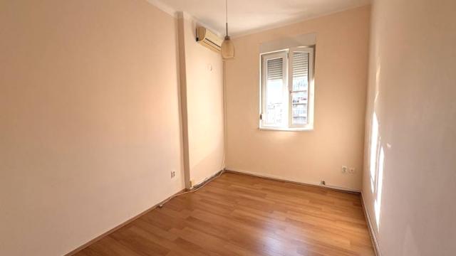 Stan, Dvoiposoban, Izdavanje, 60m2, Primorska