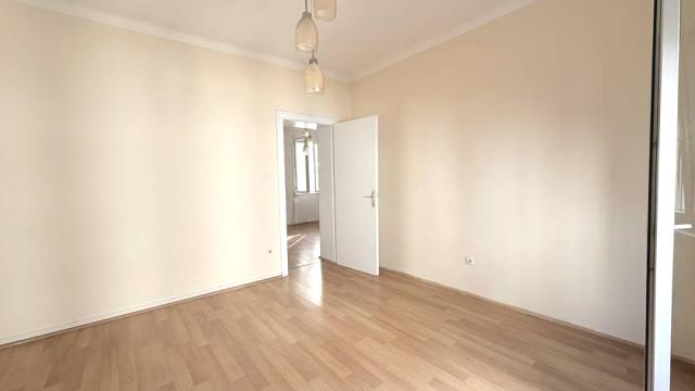 Stan, Dvoiposoban, Izdavanje, 60m2, Primorska