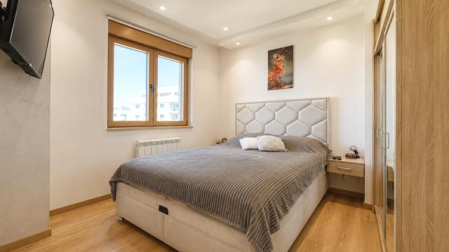 Stan, Dvosoban, Prodaja, 41m2, Rujanska