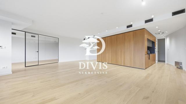 Stan, Trosoban, Izdavanje, 120m2, Andrićev venac