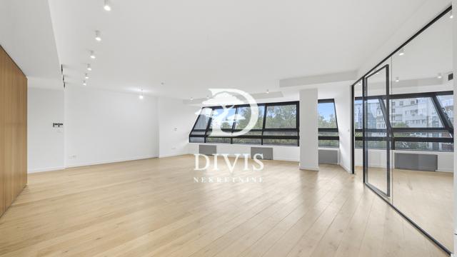 Stan, Trosoban, Izdavanje, 120m2, Andrićev venac