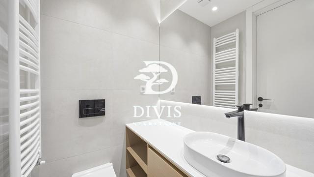Stan, Trosoban, Izdavanje, 120m2, Andrićev venac