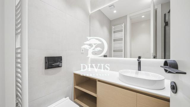 Stan, Trosoban, Izdavanje, 120m2, Andrićev venac