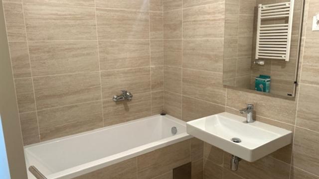Stan, Dvosoban, Izdavanje, 59m2, Tadije Sondermajera