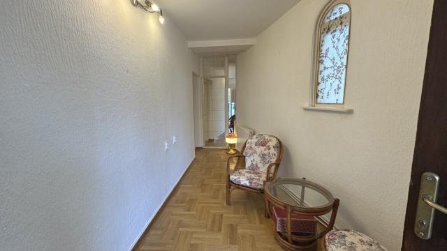Poslovni prostor, Trosoban, Izdavanje, 94m2, Sokobanjska