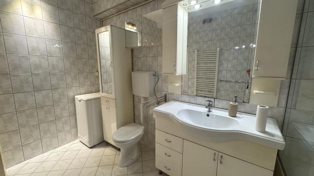 Poslovni prostor, Trosoban, Izdavanje, 94m2, Sokobanjska