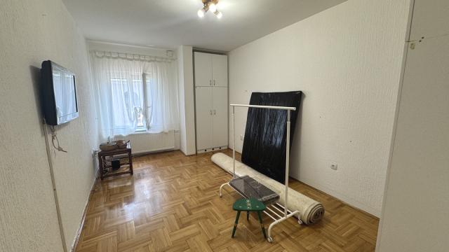 Poslovni prostor, Trosoban, Izdavanje, 94m2, Sokobanjska
