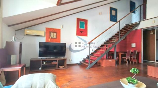 Stan, četvorosoban, Prodaja, 115m2, Autokomanda, Voždovac, Bulevar oslobođenja