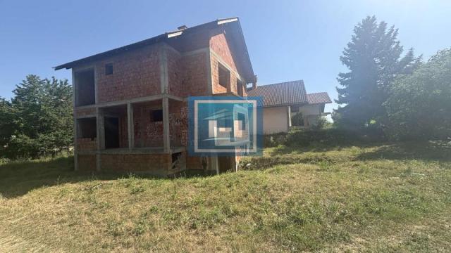 Kuća, Prodaja, 300m2, Budžino brdo, Gradska lokacija, Jagodina