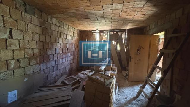 Kuća, Prodaja, 300m2, Budžino brdo, Gradska lokacija, Jagodina