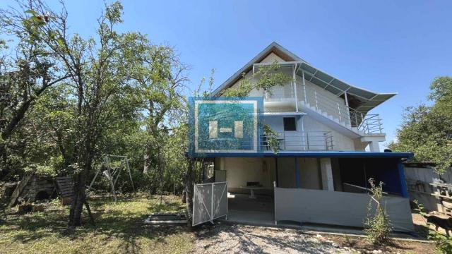 Kuća, četvorosoban, Prodaja, 120m2, Okolno mesto, Paraćin