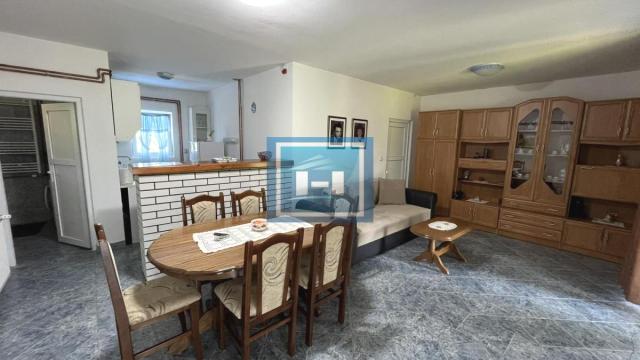 Kuća, četvorosoban, Prodaja, 120m2, Okolno mesto, Paraćin