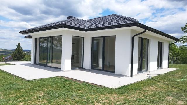 Kuća, četvorosoban, Prodaja, 160m2, Mali Popović, Sopot, Zivote Milosavljevica 4a