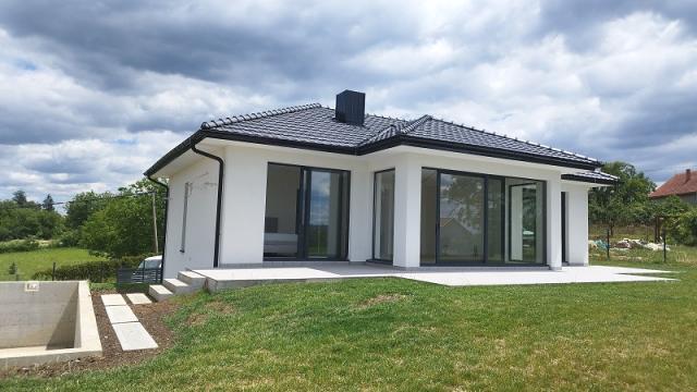 Kuća, četvorosoban, Prodaja, 160m2, Mali Popović, Sopot, Zivote Milosavljevica 4a
