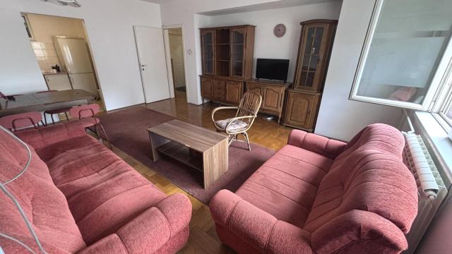 Stan, Trosoban, Izdavanje, 68m2, Dimitrija Tucovića