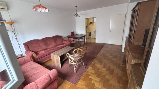 Stan, Trosoban, Izdavanje, 68m2, Dimitrija Tucovića