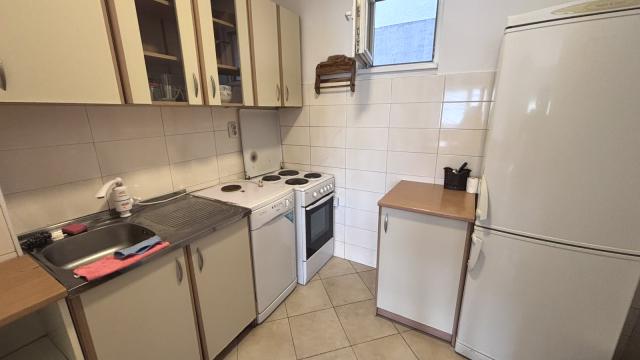 Stan, Trosoban, Izdavanje, 68m2, Dimitrija Tucovića