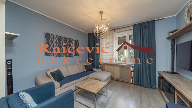 Stan, Trosoban, Prodaja, 80m2, Centar, Stari grad, Cetinjska