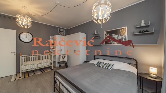 Stan, Trosoban, Prodaja, 80m2, Centar, Stari grad, Cetinjska