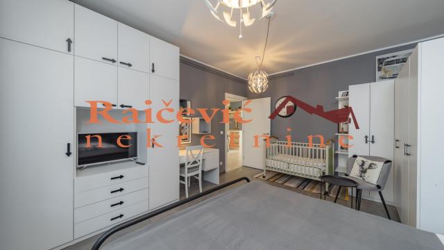 Stan, Trosoban, Prodaja, 80m2, Centar, Stari grad, Cetinjska