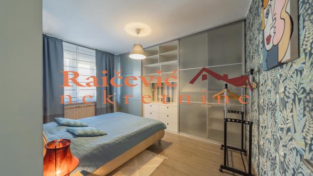 Stan, Trosoban, Prodaja, 80m2, Centar, Stari grad, Cetinjska