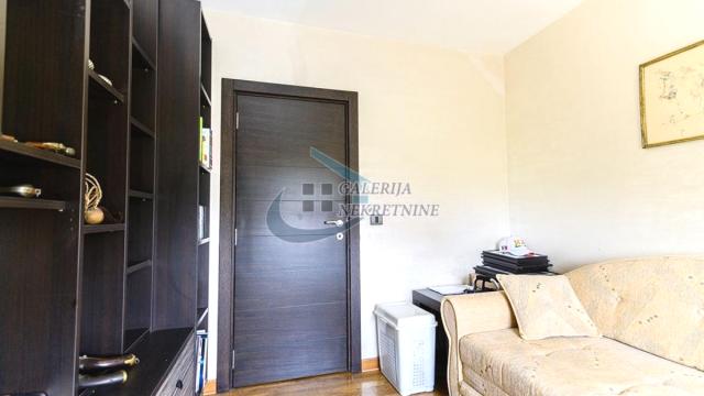 Stan, Trosoban, Prodaja, 100m2, Žarkovo, Čukarica, Trgovačka