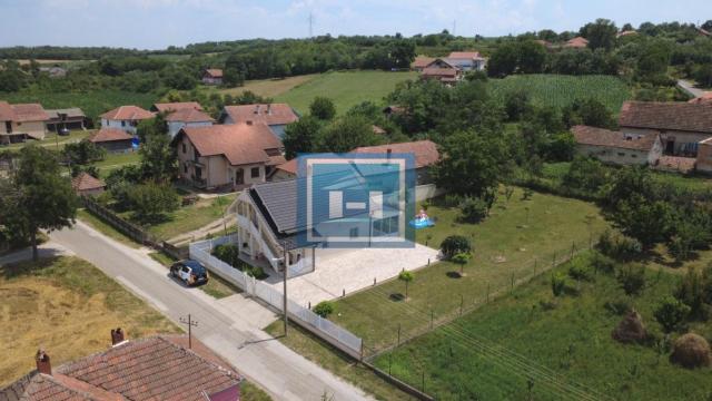 Kuća, četvorosoban, Prodaja, 200m2, Majur, Okolno mesto, Jagodina