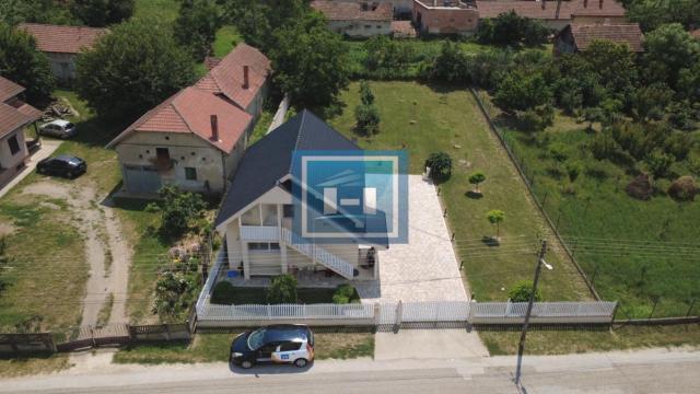 Kuća, četvorosoban, Prodaja, 200m2, Majur, Okolno mesto, Jagodina