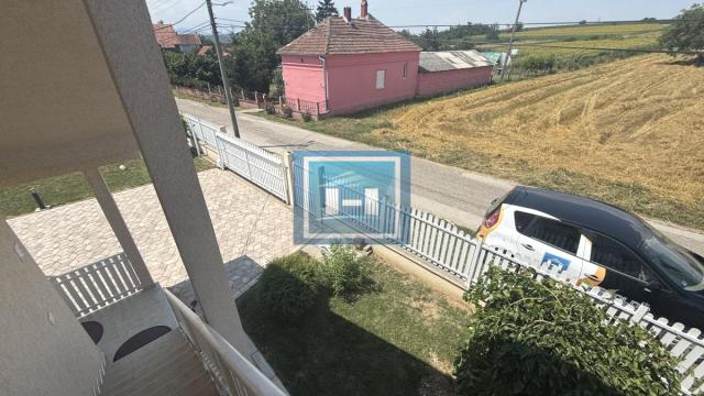 Kuća, četvorosoban, Prodaja, 200m2, Majur, Okolno mesto, Jagodina