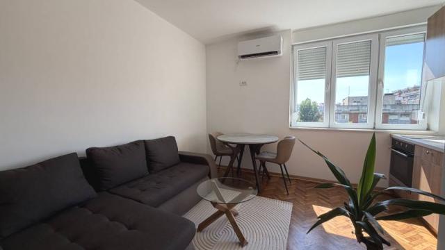Stan, Dvosoban, Izdavanje, 33m2, Jovana Avakumovića