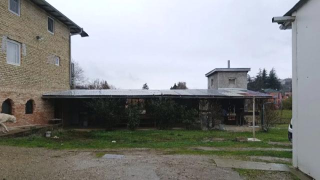 Poslovni prostor, Petosoban i veći, Prodaja, 700m2, Paragovo, Petrovaradin, Paragovo
