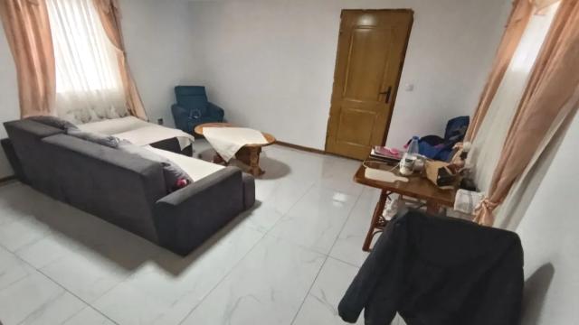 Poslovni prostor, Petosoban i veći, Prodaja, 700m2, Paragovo, Petrovaradin, Paragovo