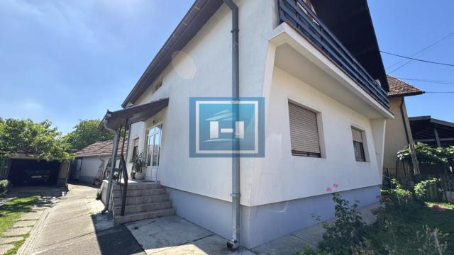 Kuća, Prodaja, 200m2, Centar, Gradska lokacija, Ćuprija