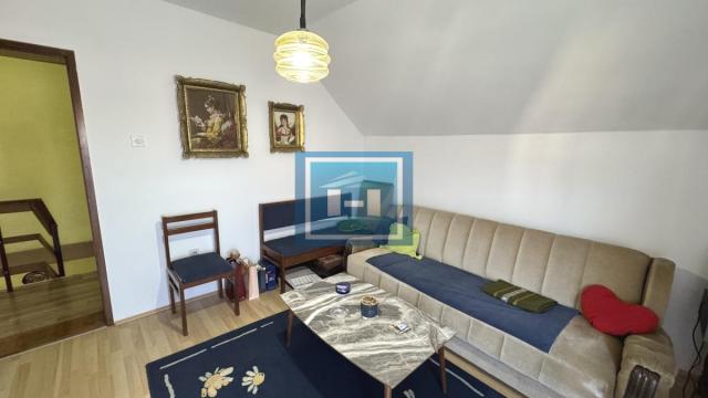 Kuća, Prodaja, 200m2, Centar, Gradska lokacija, Ćuprija