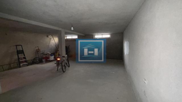 Kuća, Prodaja, 350m2, Centar, Gradska lokacija, Jagodina