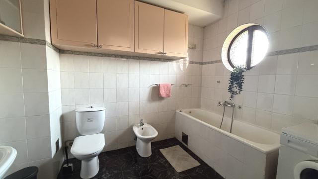 Stan, Trosoban, Izdavanje, 105m2, Bulevar oslobođenja