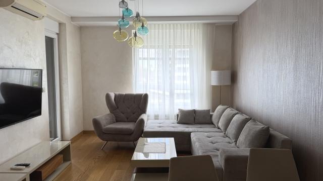 Stan, Trosoban, Izdavanje, 67m2, Uroša Martinovića