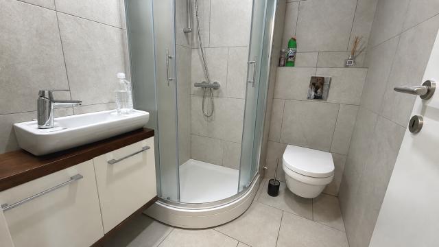 Stan, Trosoban, Izdavanje, 67m2, Uroša Martinovića