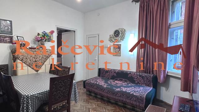 Stan, Dvosoban, Prodaja, 46m2, Kalenić pijaca, Vračar, Mutapova