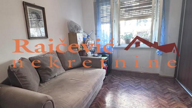 Stan, Dvosoban, Prodaja, 46m2, Kalenić pijaca, Vračar, Mutapova