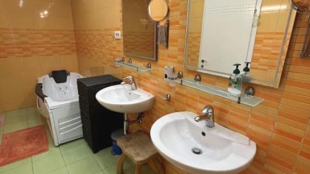 Stan, četvoroiposoban, Prodaja, 160m2, Lion, Zvezdara, Đevđelijska