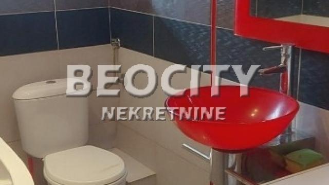 Stan, Jednosoban, Izdavanje, 35m2, Hram svetog Save, Vračar, Bulevar oslobođenja