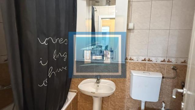 Stan, Trosoban, Prodaja, 79m2, Centar, Gradska lokacija, Jagodina