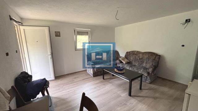Kuća, Garsonjera, Prodaja, 20m2, Kalenovac, Okolno mesto, Jagodina