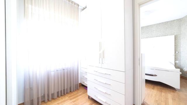 Stan, Trosoban, Prodaja, 150m2, Ščerbinova