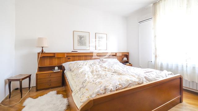 Kuća, Petosoban i veći, Prodaja, 160m2, Vladimira Gaćinovića